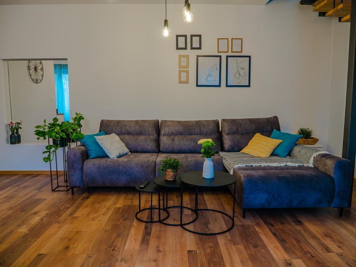 Apartmani Dora & Luka غييكا المظهر الخارجي الصورة