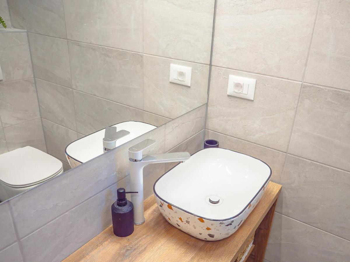 Apartmani Dora & Luka غييكا المظهر الخارجي الصورة