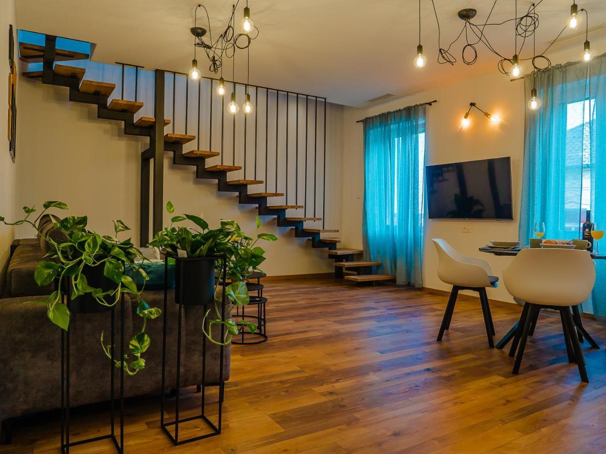 Apartmani Dora & Luka غييكا المظهر الخارجي الصورة