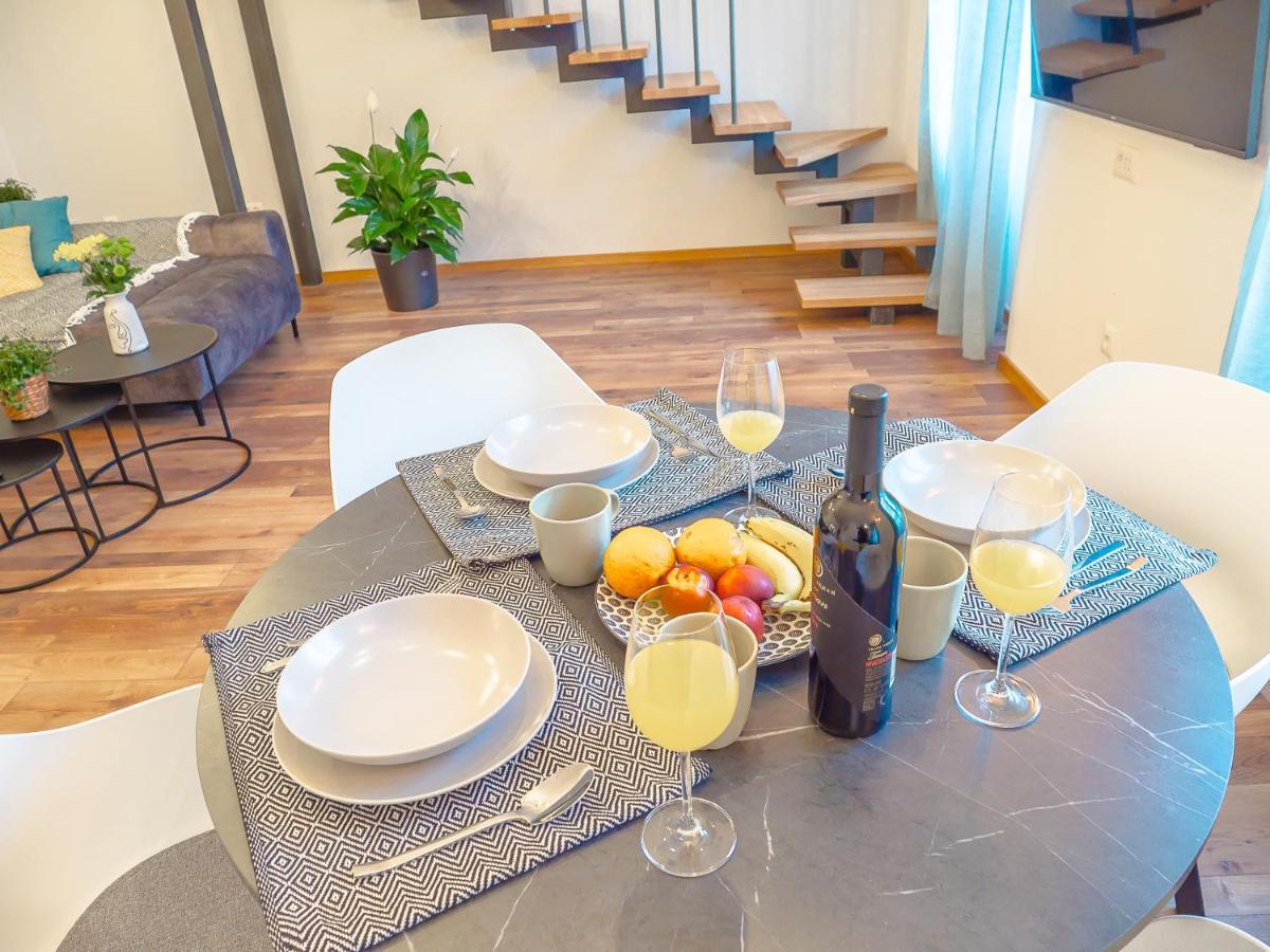 Apartmani Dora & Luka غييكا المظهر الخارجي الصورة
